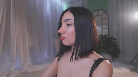 Amy Armstrong online show from 02.12.26