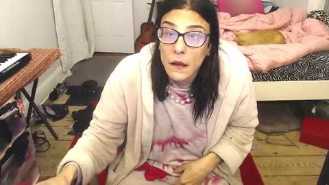 Trashely Gimpson online show from 01.24.25