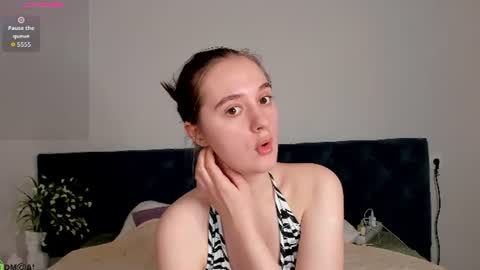 Snapshot of amydesiree chatting on 07.03.26 Amy online show from 07.03.26
