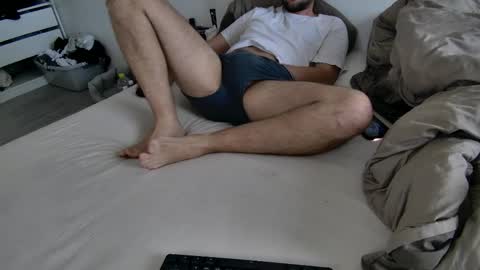 Snapshot of amygcra chatting on 12.18.25 amygcra online show from 12.18.25