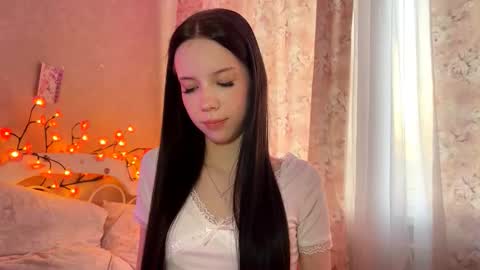 Snapshot of amygrav chatting on 10.27.25 Milou online show from 10.27.25