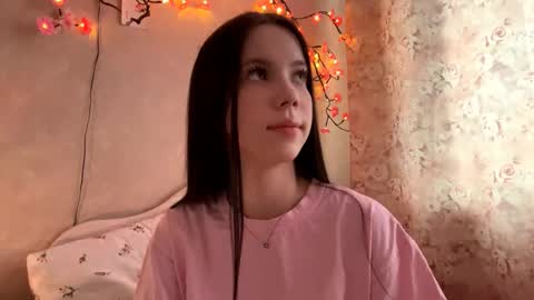 Snapshot of amygrav chatting on 11.27.25 Milou online show from 11.27.25