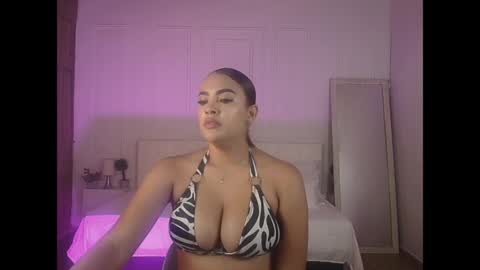 amyjohnsonn online show from 04.24.26
