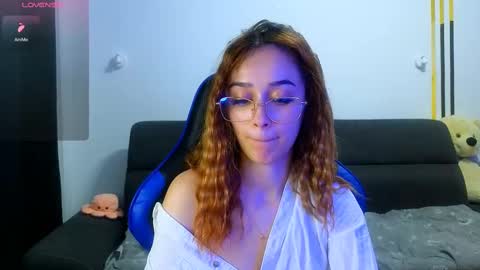 amykentt online show from 03.08.25