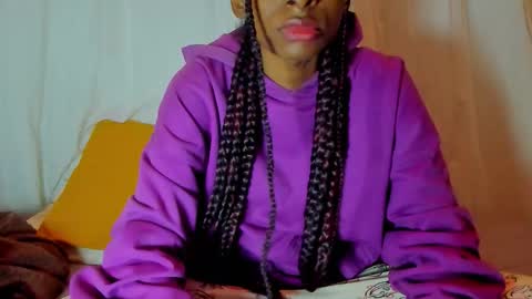 Snapshot of amykto chatting on 11.24.25 amykto online show from 11.24.25