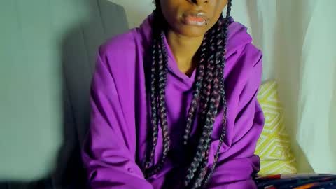 Snapshot of amykto chatting on 11.25.25 amykto online show from 11.25.25