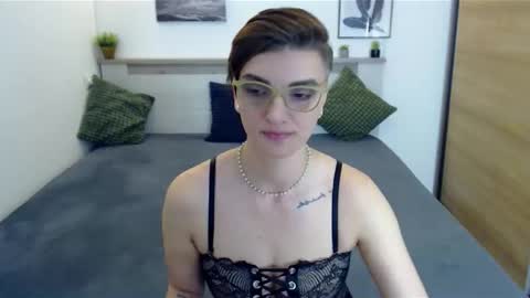 Hi there guys  My pleasure in your hands  pvt is open online show from 12.01.25