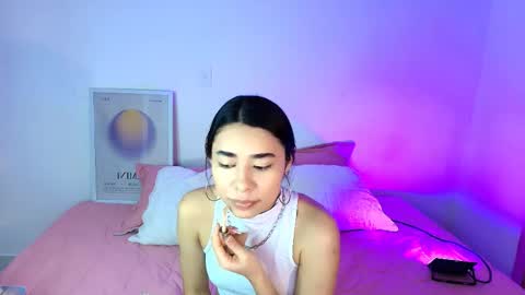 Amy ... Nice to meet u   thumb up me please its important online show from 04.17.26