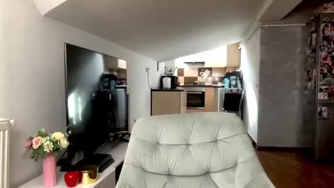 amyroberta92 online show from 10.28.25