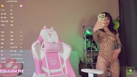 Snapshot of amyrose69 chatting on 02.10.26 Amy Rose online show from 02.10.26