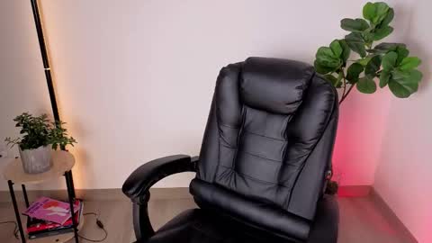 Aleja  online show from 11.09.25