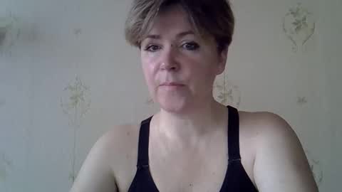 amyvalentine1 online show from 04.07.26