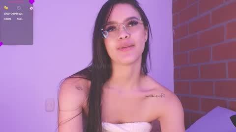 IG amyw0w   online show from 02.22.25