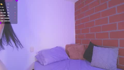 IG amyw0w   online show from 03.02.25