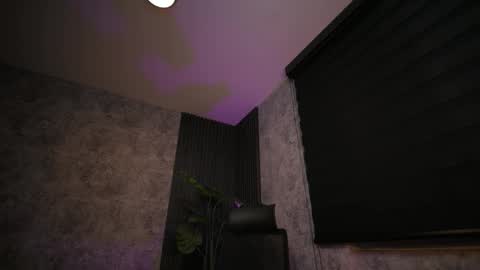 AMY WALKER online show from 11.07.25