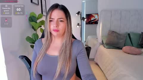    online show from 05.06.26