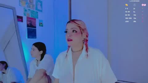 Snapshot of amyy_rouse chatting on 08.01.26 Collinns online show from 08.01.26