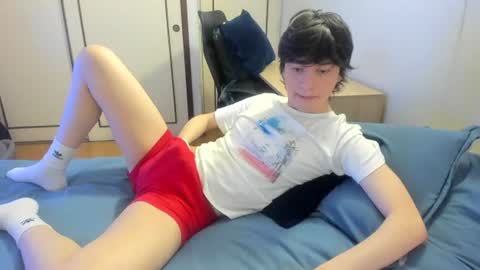 Snapshot of an0nymouse3 chatting on 06.18.26 Alex online show from 06.18.26