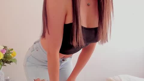 Ana  IG an castillo 1 online show from 02.19.25