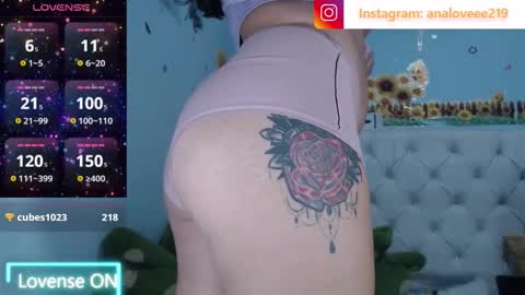 Snapshot of ana_loveee chatting on 03.25.26 Ana lopez - Cameltoe girl online show from 03.25.26