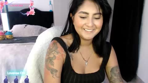 Ana Ricciardi online show from 12.05.25