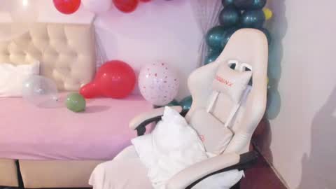 Snapshot of ana_ruuh chatting on 12.04.24 Im anna but you can call me as you want online show from 12.04.24