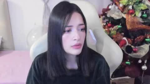 Snapshot of ana_ruuh chatting on 12.21.24 Im anna but you can call me as you want online show from 12.21.24