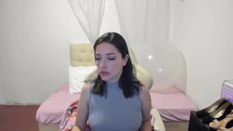 Snapshot of ana_ruuh chatting on 01.22.25 Im anna but you can call me as you want online show from 01.22.25