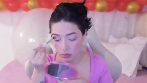 Snapshot of ana_ruuh chatting on 02.05.25 Im anna but you can call me as you want online show from 02.05.25