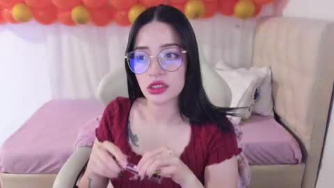 Snapshot of ana_ruuh chatting on 02.19.25 Im anna but you can call me as you want online show from 02.19.25