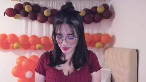 Snapshot of ana_ruuh chatting on 02.24.25 Im anna but you can call me as you want online show from 02.24.25