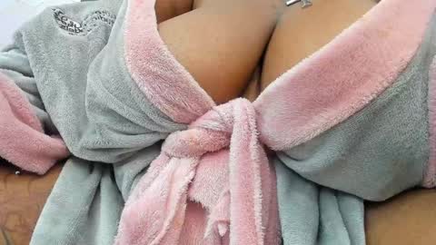 ANNA FUENTES online show from 01.13.25