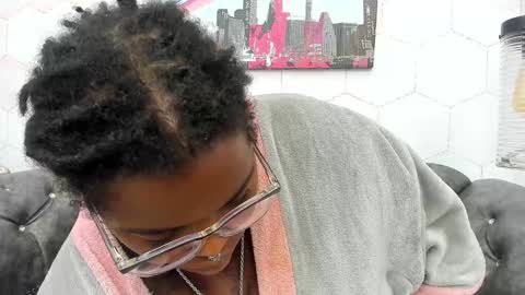 ANNA FUENTES online show from 01.30.25