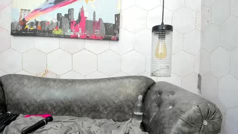 ANNA FUENTES online show from 01.31.25