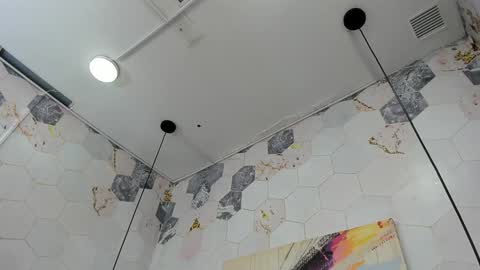 ANNA FUENTES online show from 02.01.25