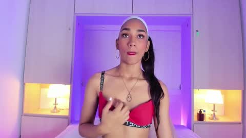 anaacollins_ online show from 10.25.25