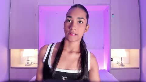 anaacollins_ online show from 03.11.26