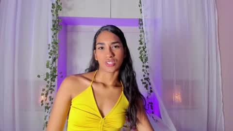 anaacollins_ online show from 03.13.26