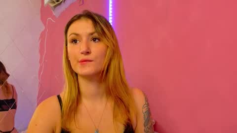 anaayss online show from 10.28.25