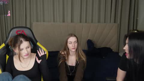 Sweet girls online show from 02.28.25