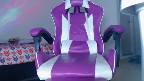 Anabella online show from 12.23.24