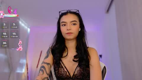 ANABEL WOLF  online show from 10.20.25