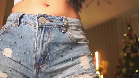 Snapshot of anablerd chatting on 12.12.24 Ana -- Check and subscribe online show from 12.12.24