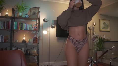 Snapshot of anablerd chatting on 09.26.25 Ana -- Check and subscribe online show from 09.26.25