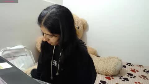 Snapshot of anahibrowns95 chatting on 02.23.26 Anahi Browns online show from 02.23.26