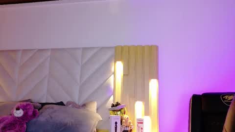 Anaise  online show from 03.13.26