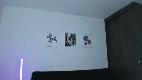      help me to get 100 thumps up  online show from 02.11.25