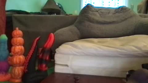 Mandy online show from 11.22.25