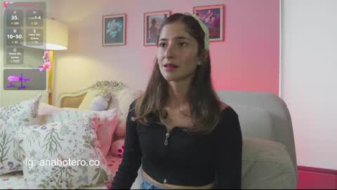 Ana Mara Botero online show from 04.07.26