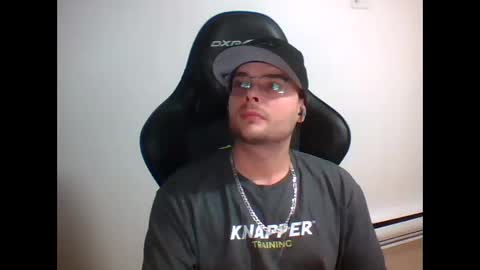 anarchyy1994 online show from 04.16.26